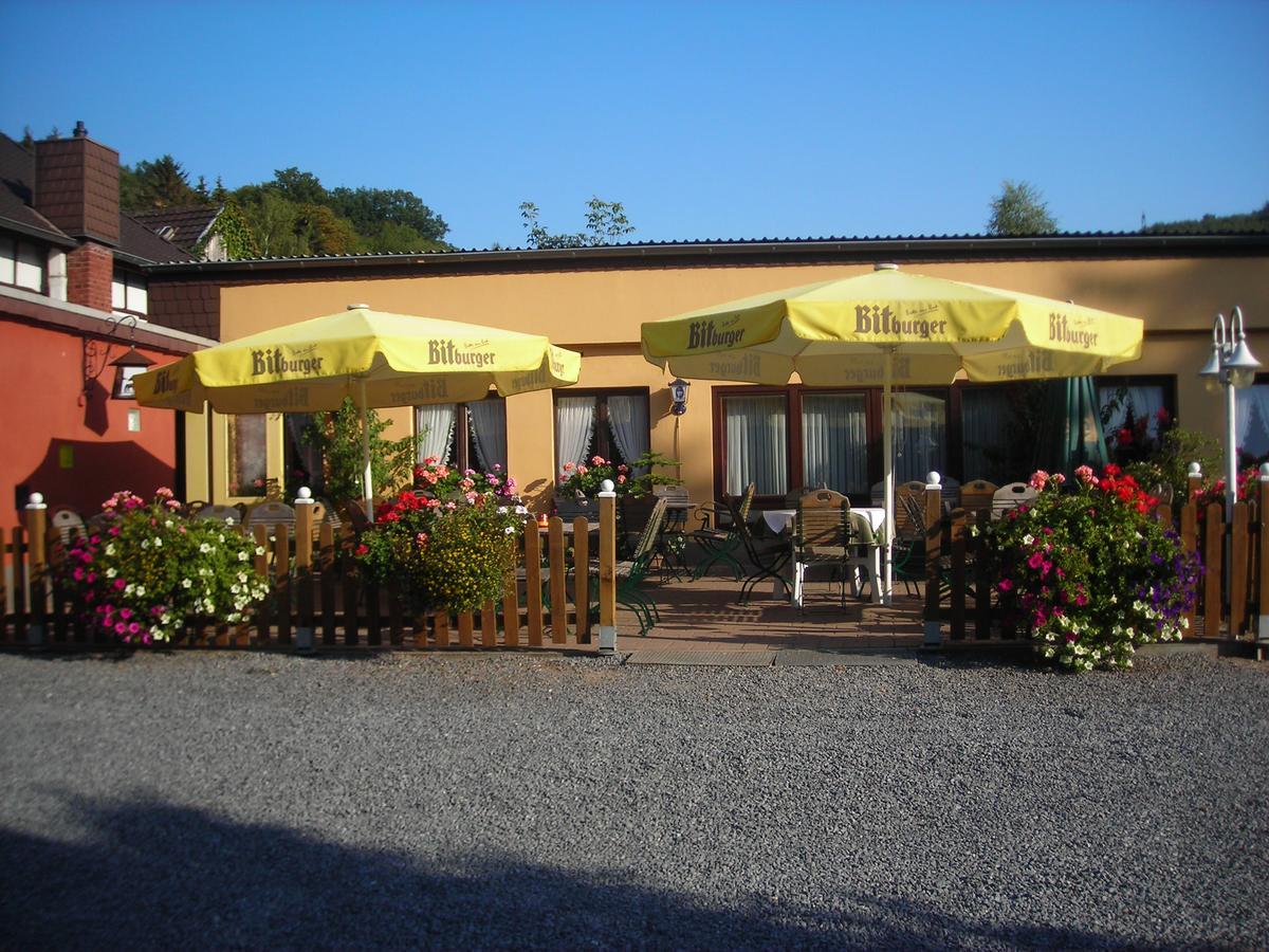 Hotel Haus Muehlbach Nideggen Exterior photo